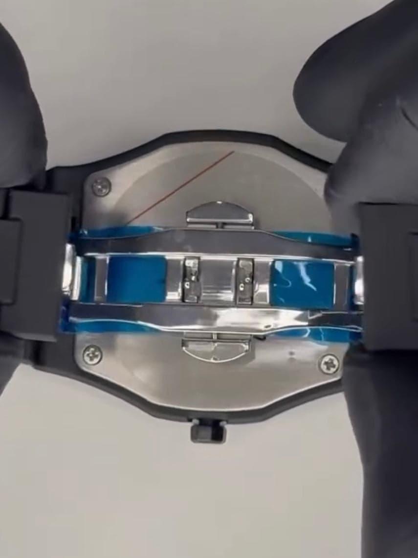 🖤 Black Aura Watch – Timeless Elegance, Redefined